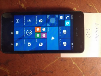telefón Microsoft Lumia 550, funkčný